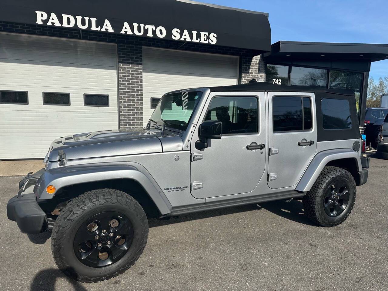 2015 Jeep Wrangler Altitude — SUV — 133,169 mi — Holbrook, MA