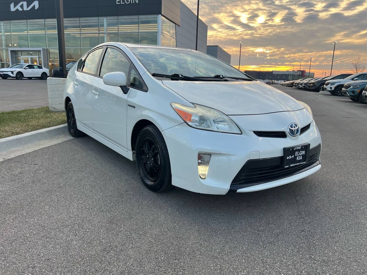 2012 Toyota Prius Two — Sedan — 127,592 mi — Elgin, IL