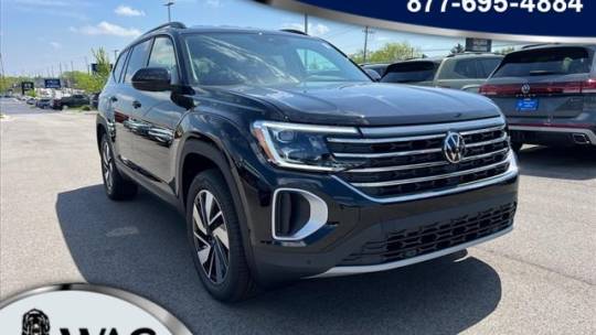2024 Volkswagen Atlas SE with Technology — SUV — 7 mi — Palatine, IL