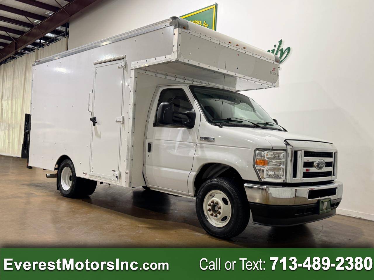 2022 Ford E-Series Cutaway Base — Chassis Cab Truck — 64,081 mi — Houston, TX