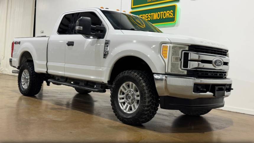 2017 Ford Super Duty F-250 XLT — Pickup Truck — 125,884 mi — Houston, TX