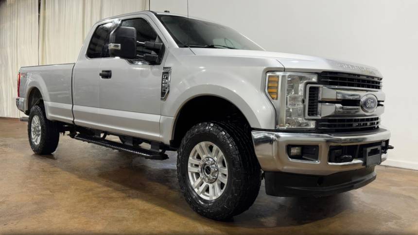 2019 Ford Super Duty F-250 XLT — Pickup Truck — 154,989 mi — Houston, TX