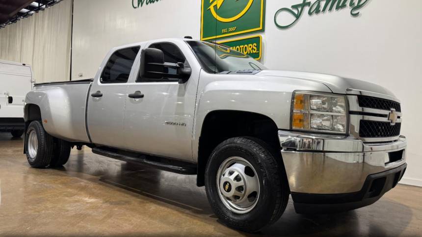 2013 Chevrolet Silverado 3500HD WT — Pickup Truck — 86,045 mi — Houston, TX