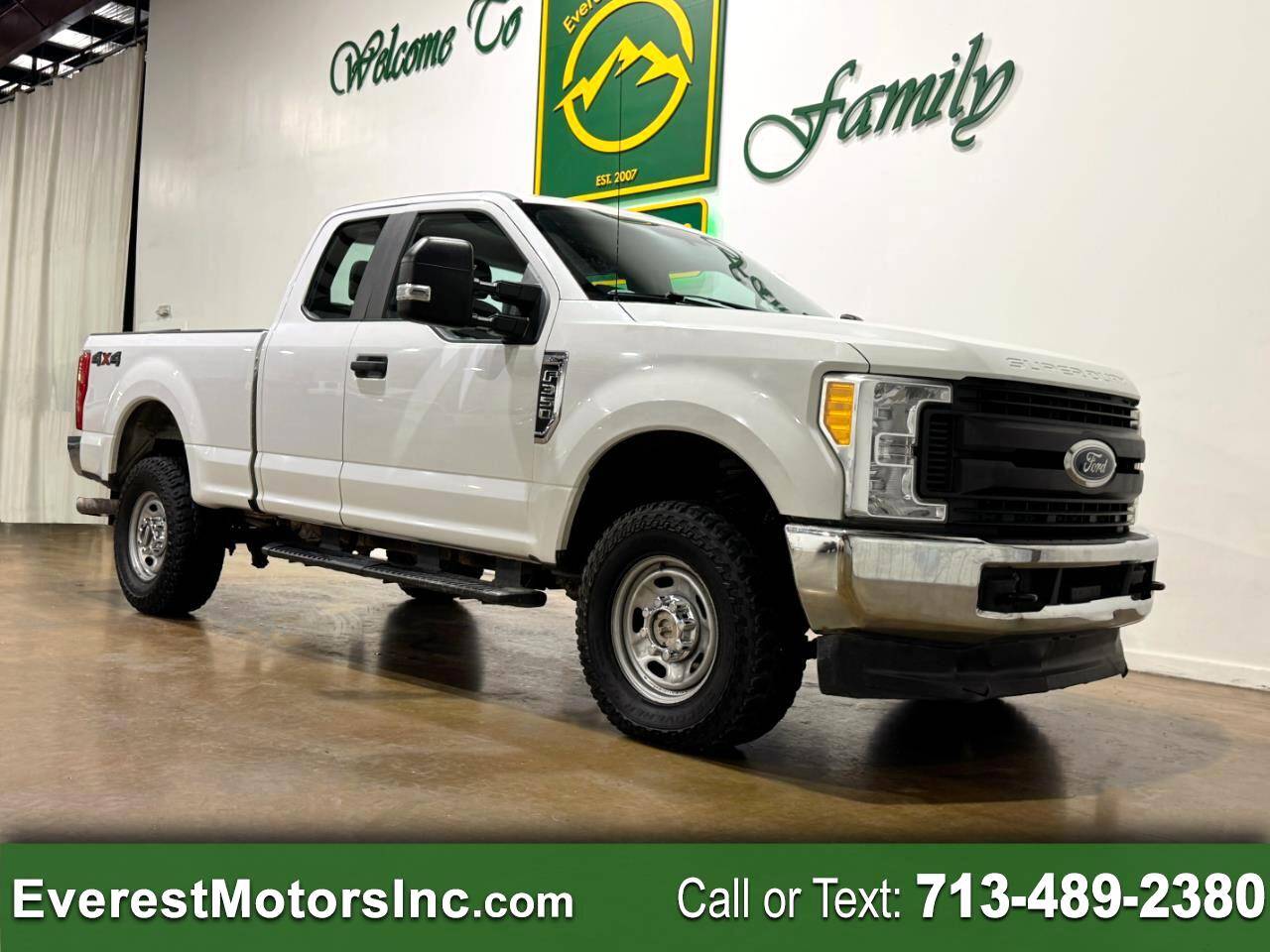2017 Ford Super Duty F-350 XL — Pickup Truck — 69,277 mi — Houston, TX