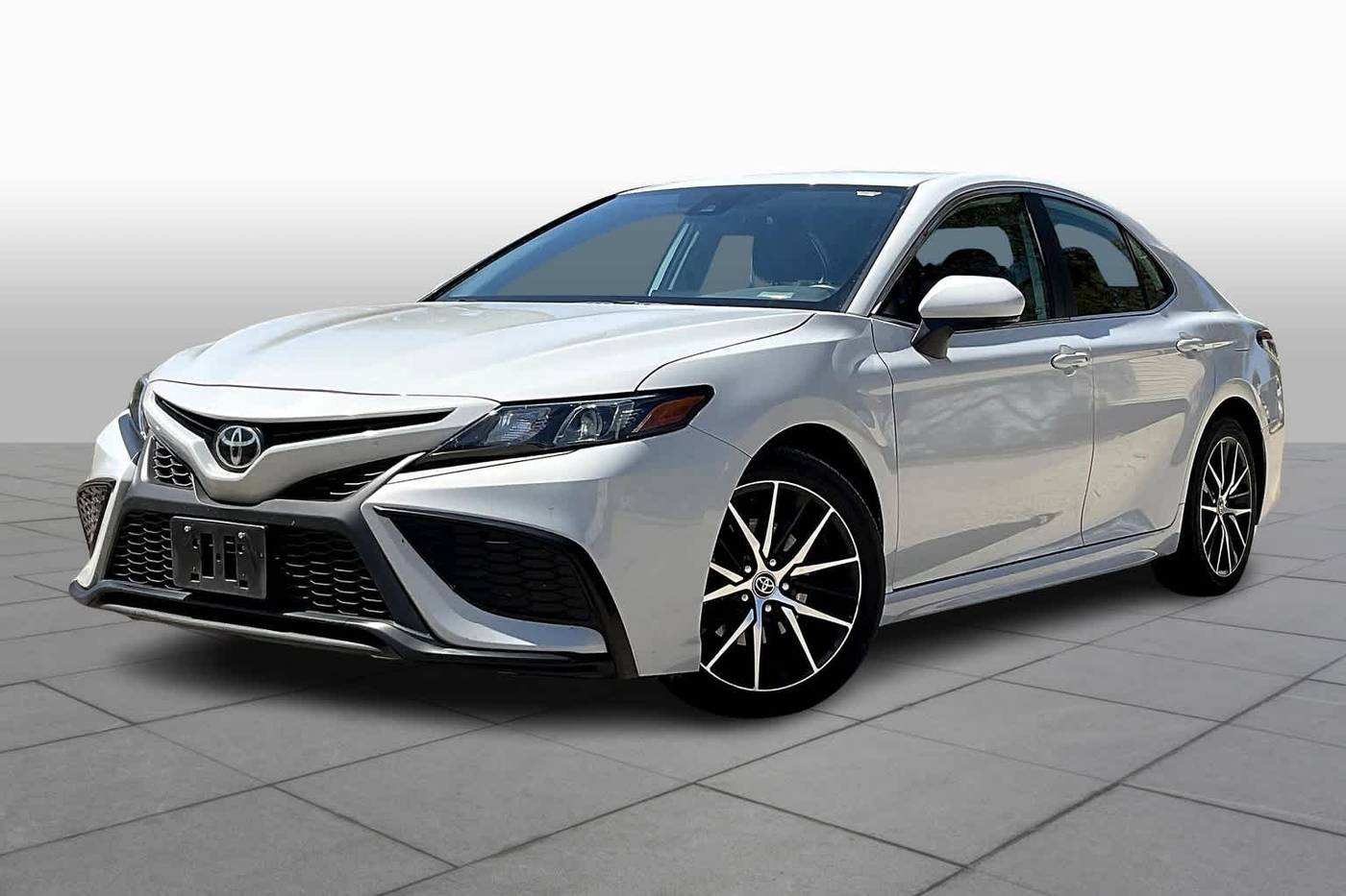 2023 Toyota Camry SE — Sedan — 55,443 mi — Boerne, TX