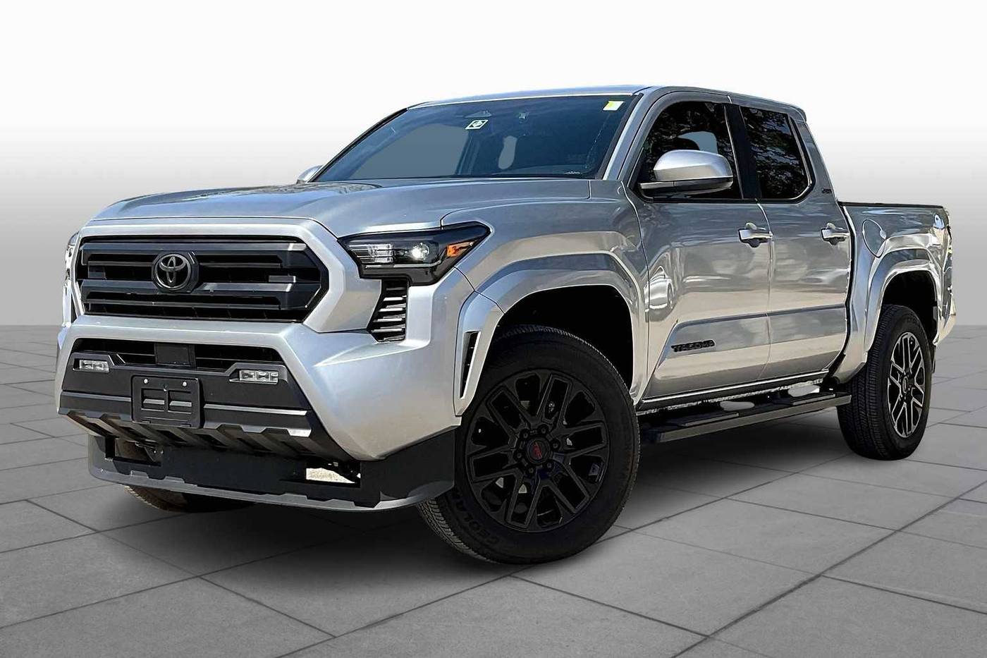 2024 Toyota Tacoma SR5 — Pickup Truck — 5,405 mi — Boerne, TX
