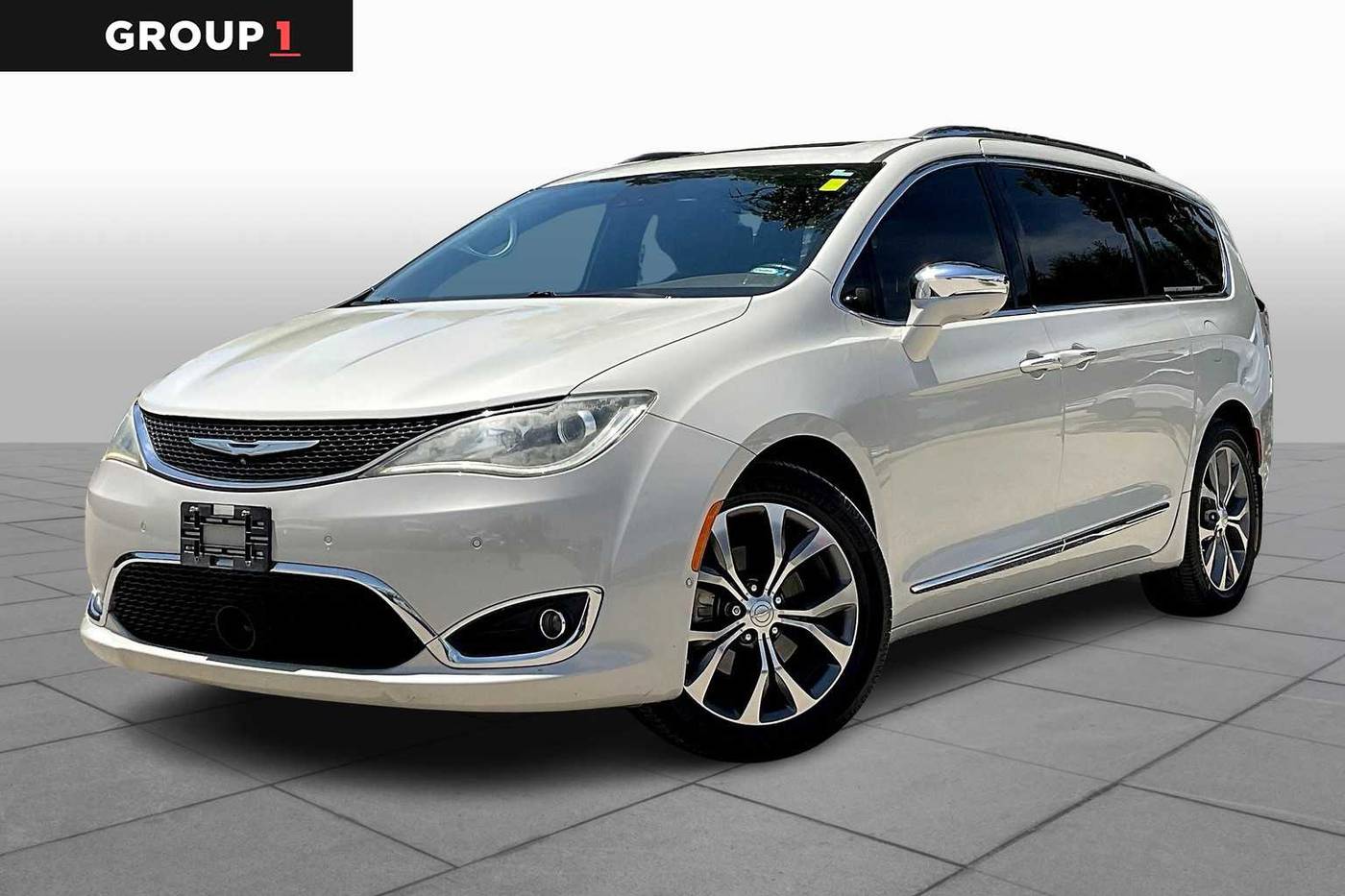 2017 Chrysler Pacifica Limited — Minivan — 84,431 mi — Boerne, TX