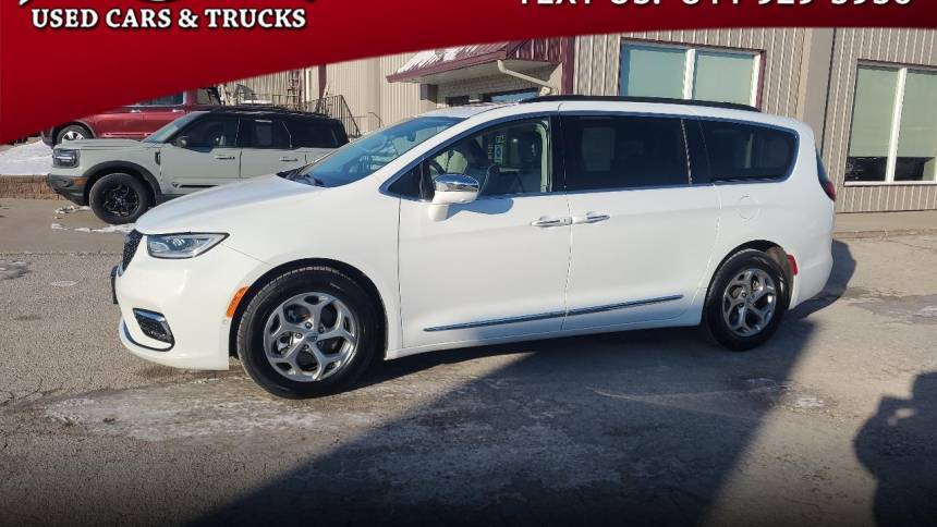 2022 Chrysler Pacifica Limited — Minivan — 54,440 mi — Kalona, IA