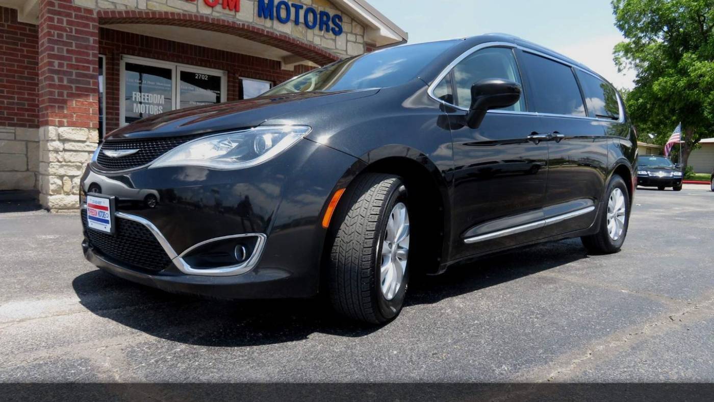 2018 Chrysler Pacifica Touring L Plus — Minivan — 121,879 mi — Abilene, TX