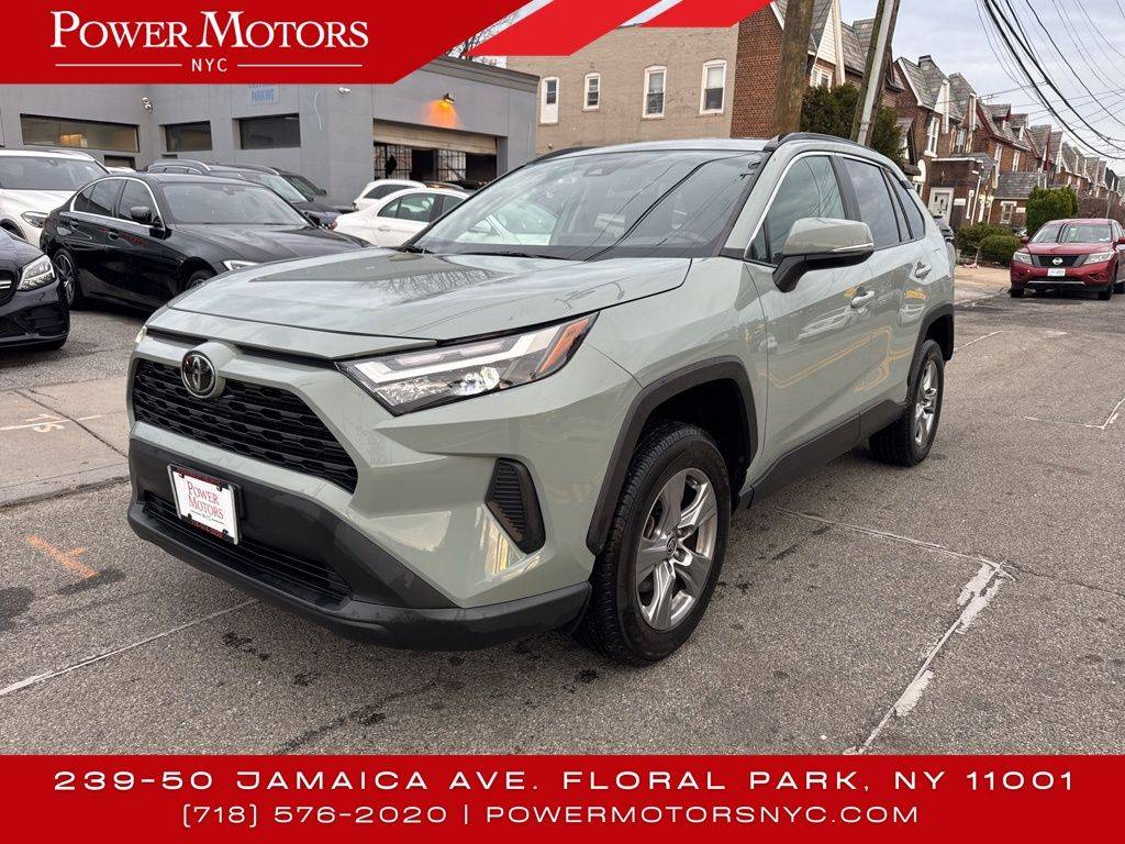 2022 Toyota RAV4 XLE — SUV — 52,106 mi — Floral Park, NY