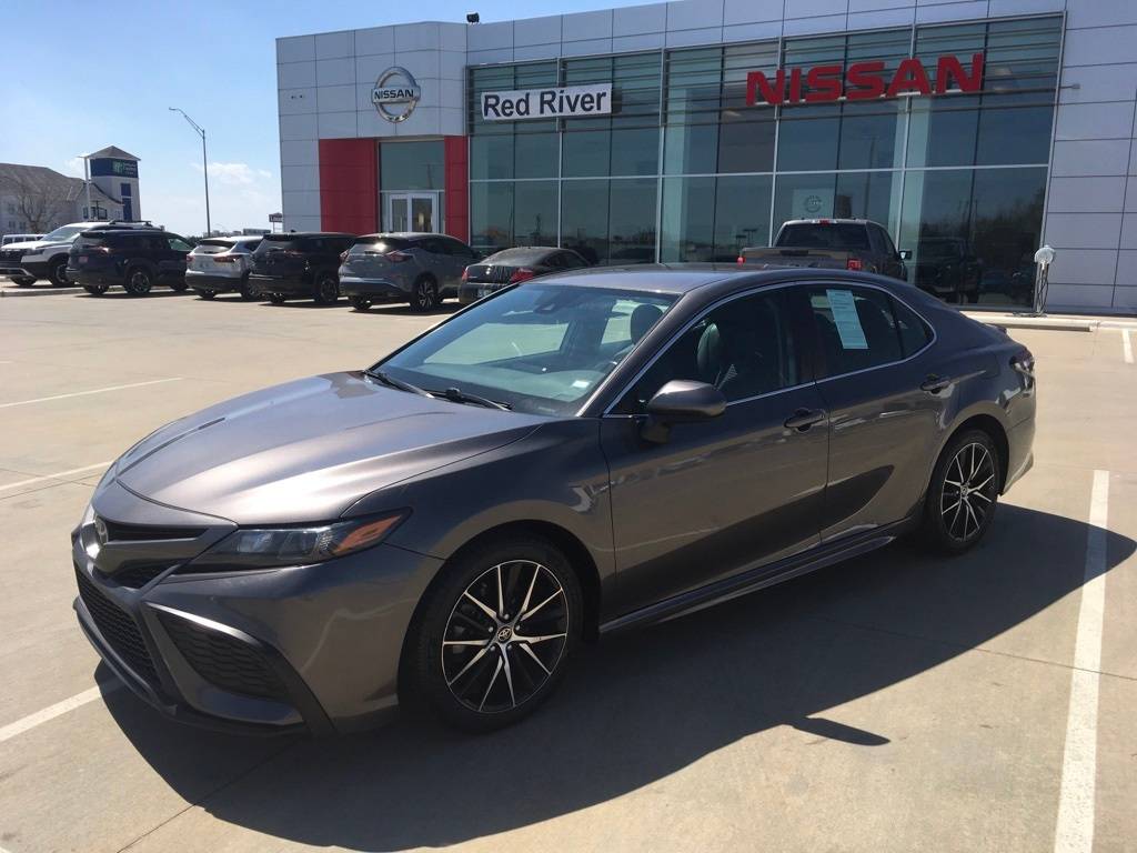 2021 Toyota Camry SE — Sedan — 66,985 mi — Ardmore, OK