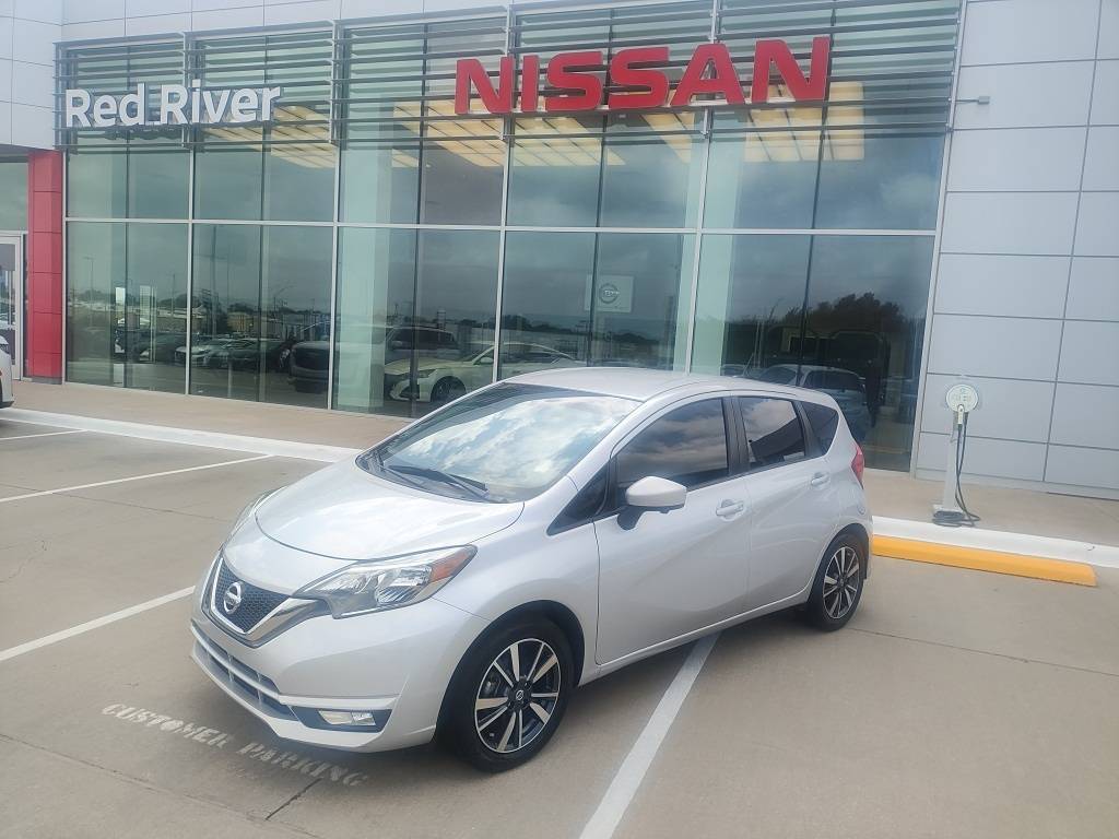 2017 Nissan Versa 1.6 SL — Hatchback — 60,731 mi — Ardmore, OK
