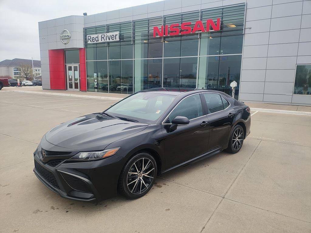 2022 Toyota Camry SE — Sedan — 65,391 mi — Ardmore, OK