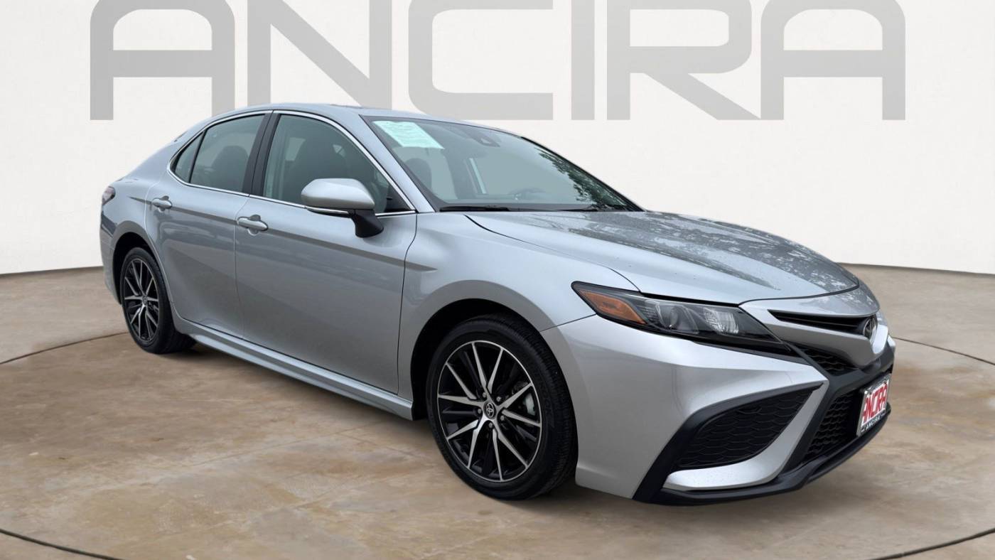 2024 Toyota Camry SE — Sedan — 32,336 mi — San Antonio, TX