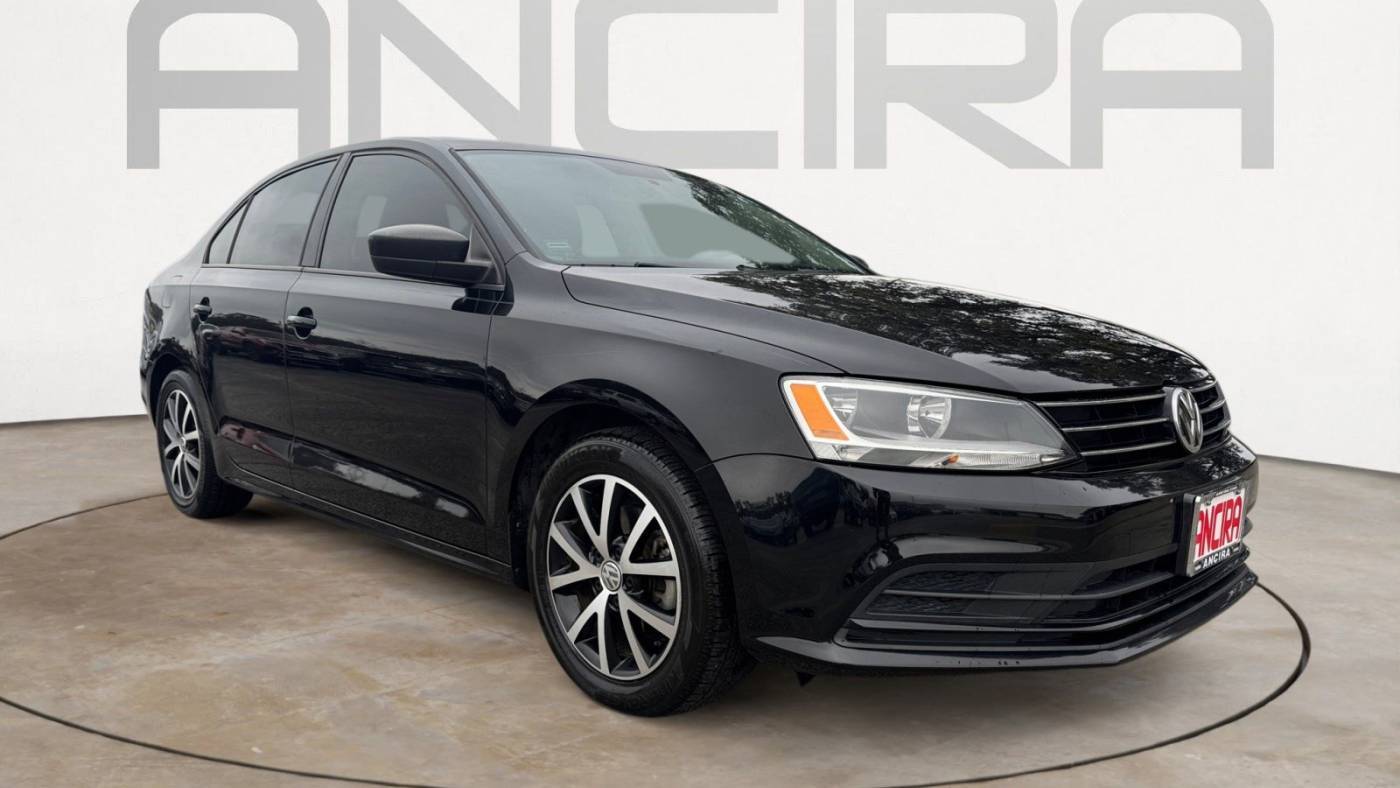 2016 Volkswagen Jetta 1.4T SE — Sedan — 102,717 mi — San Antonio, TX