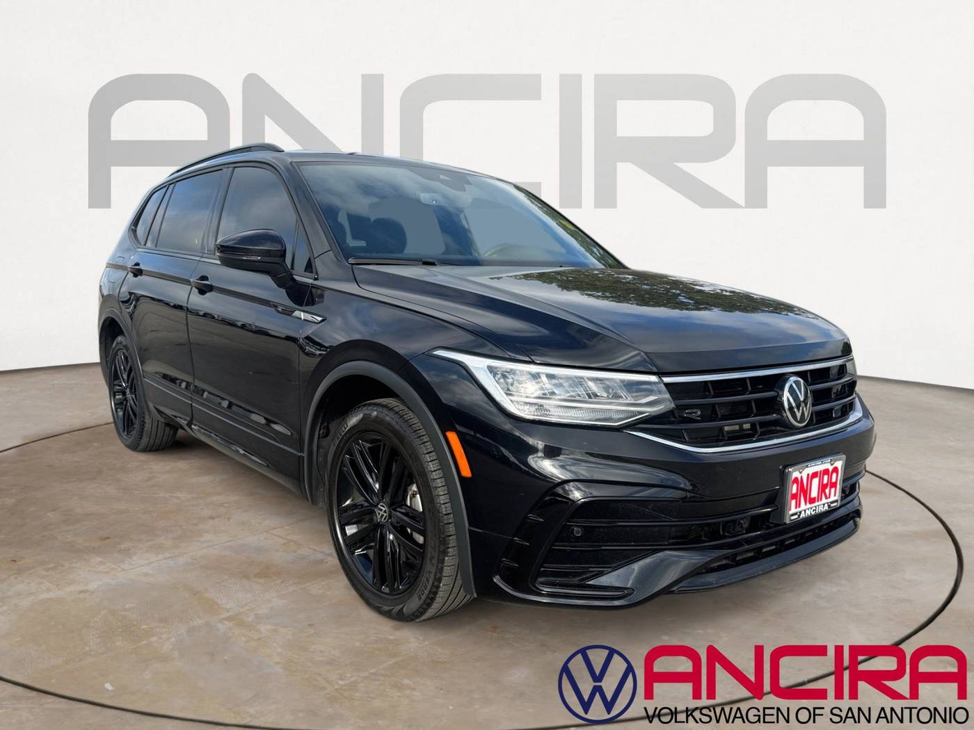 2022 Volkswagen Tiguan SE R-Line Black — SUV — 105,379 mi — San Antonio, TX