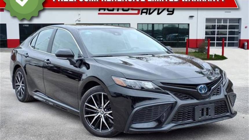 2024 Toyota Camry Hybrid SE — Sedan — 16,277 mi — Houston, TX