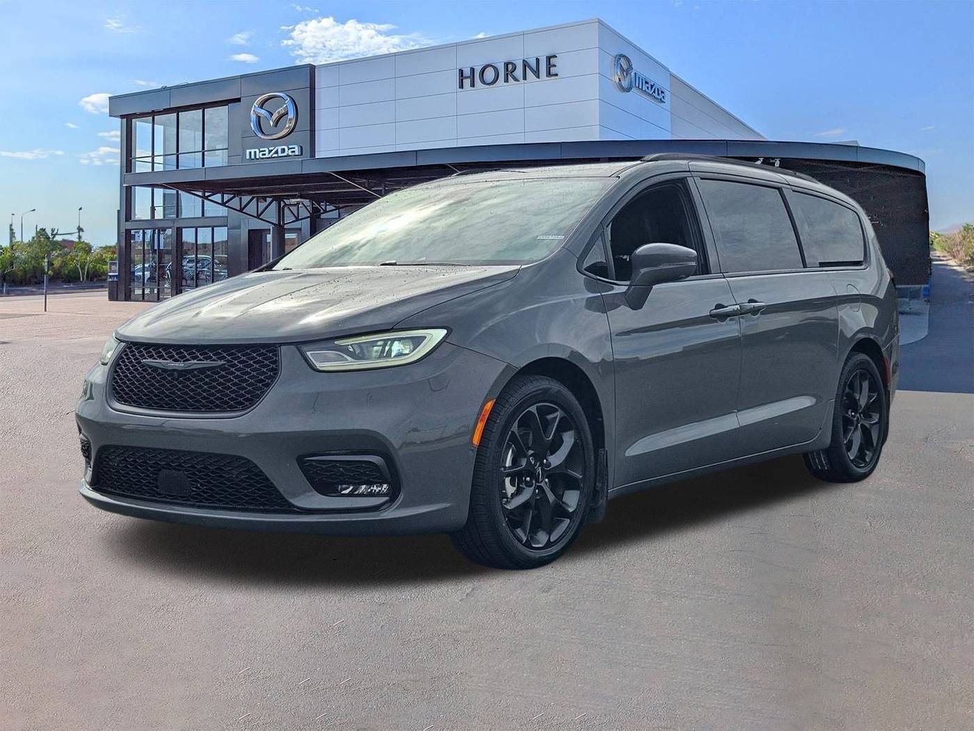 2021 Chrysler Pacifica Touring L — Minivan — 79,787 mi — Avondale, AZ