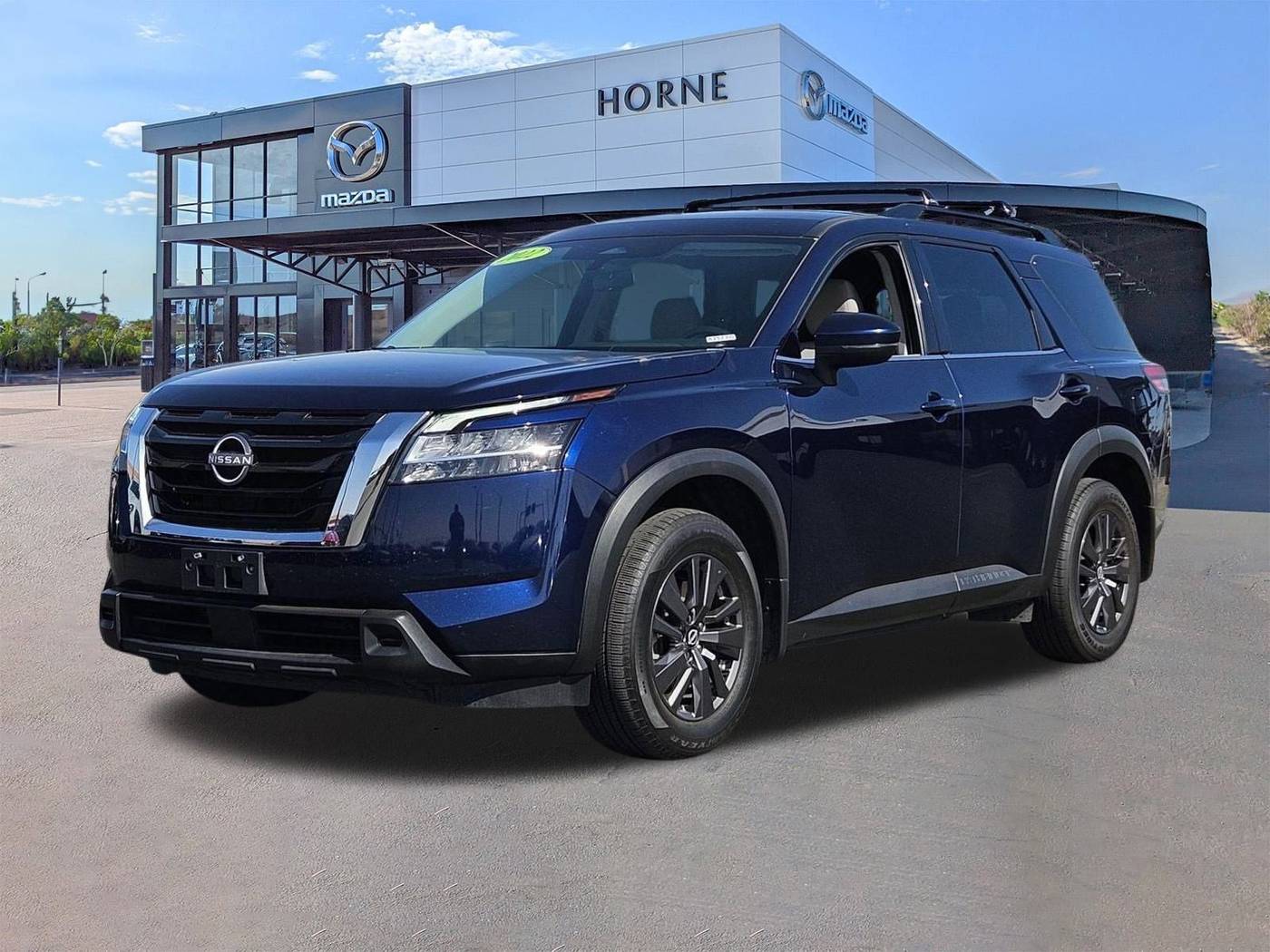 2022 Nissan Pathfinder SV — SUV — 61,920 mi — Avondale, AZ