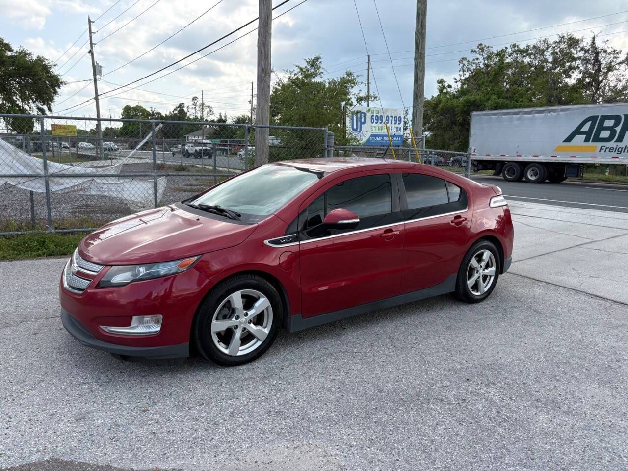 2014 Chevrolet Volt Base — Sedan — 143,265 mi — Land O' Lakes, FL