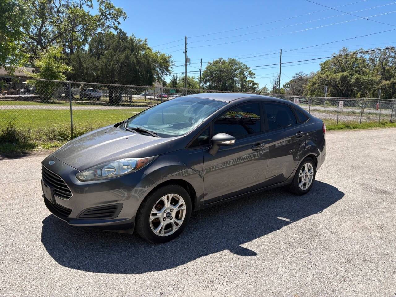 2015 Ford Fiesta SE — Sedan — 88,661 mi — Land O' Lakes, FL