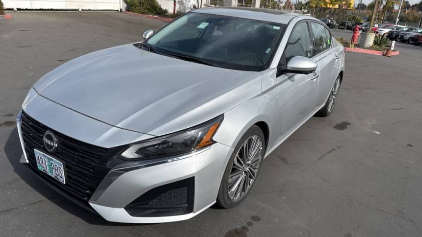 2023 Nissan Altima SL — Sedan — 43,886 mi — Vista, CA