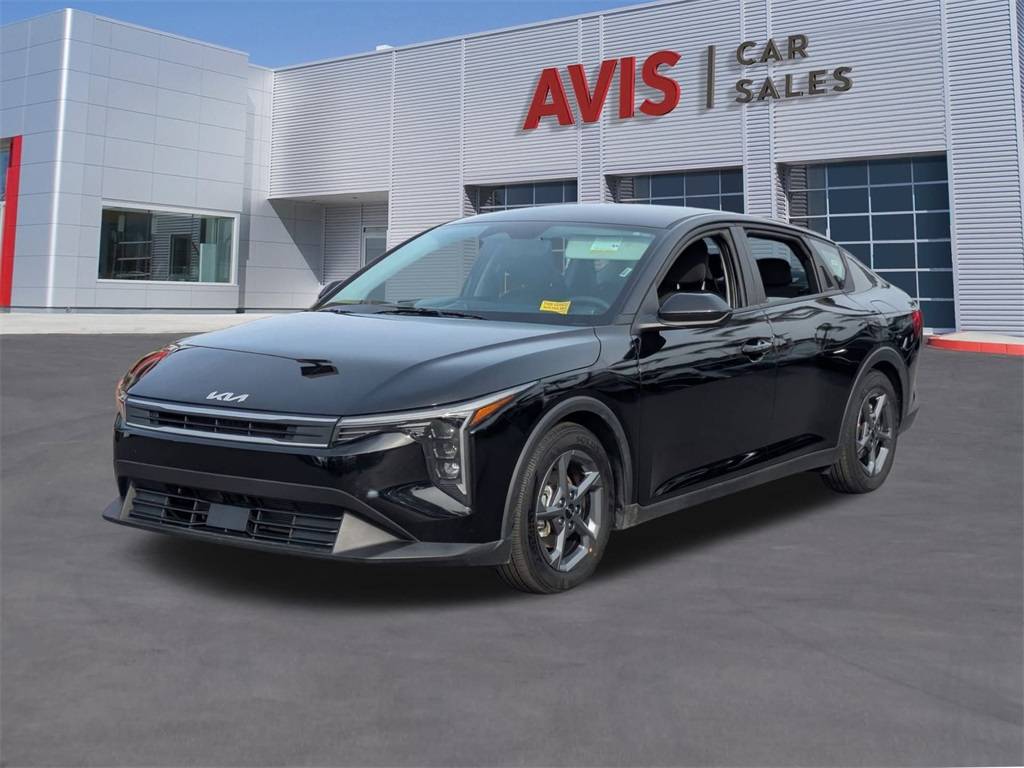 2025 Kia K4 LXS — Sedan — 15,807 mi — Vista, CA