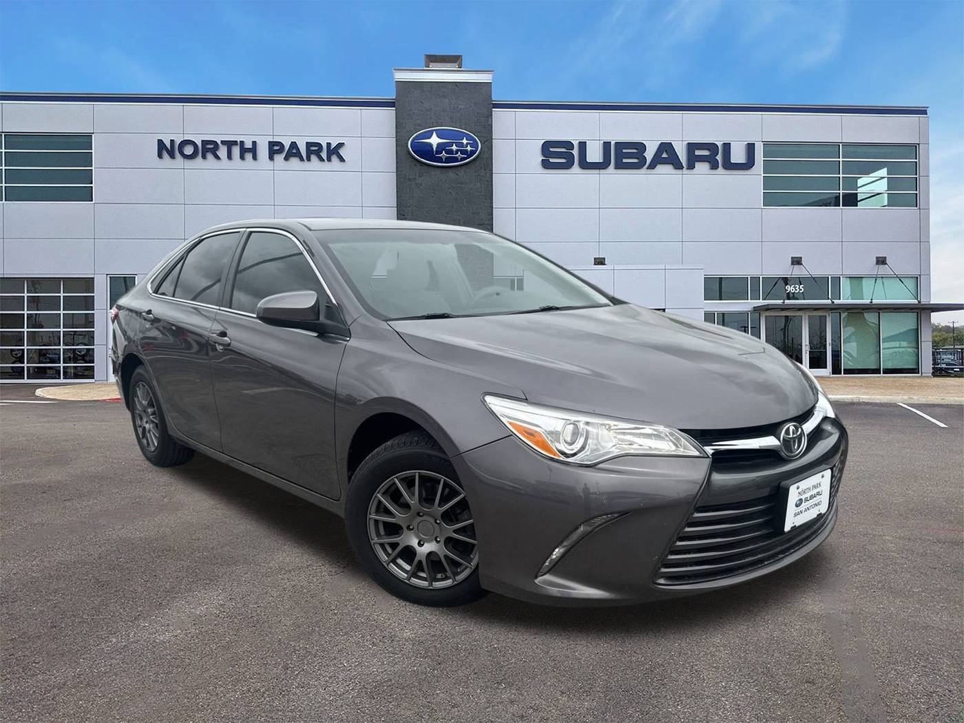 2015 Toyota Camry LE — Sedan — 142,229 mi — San Antonio, TX