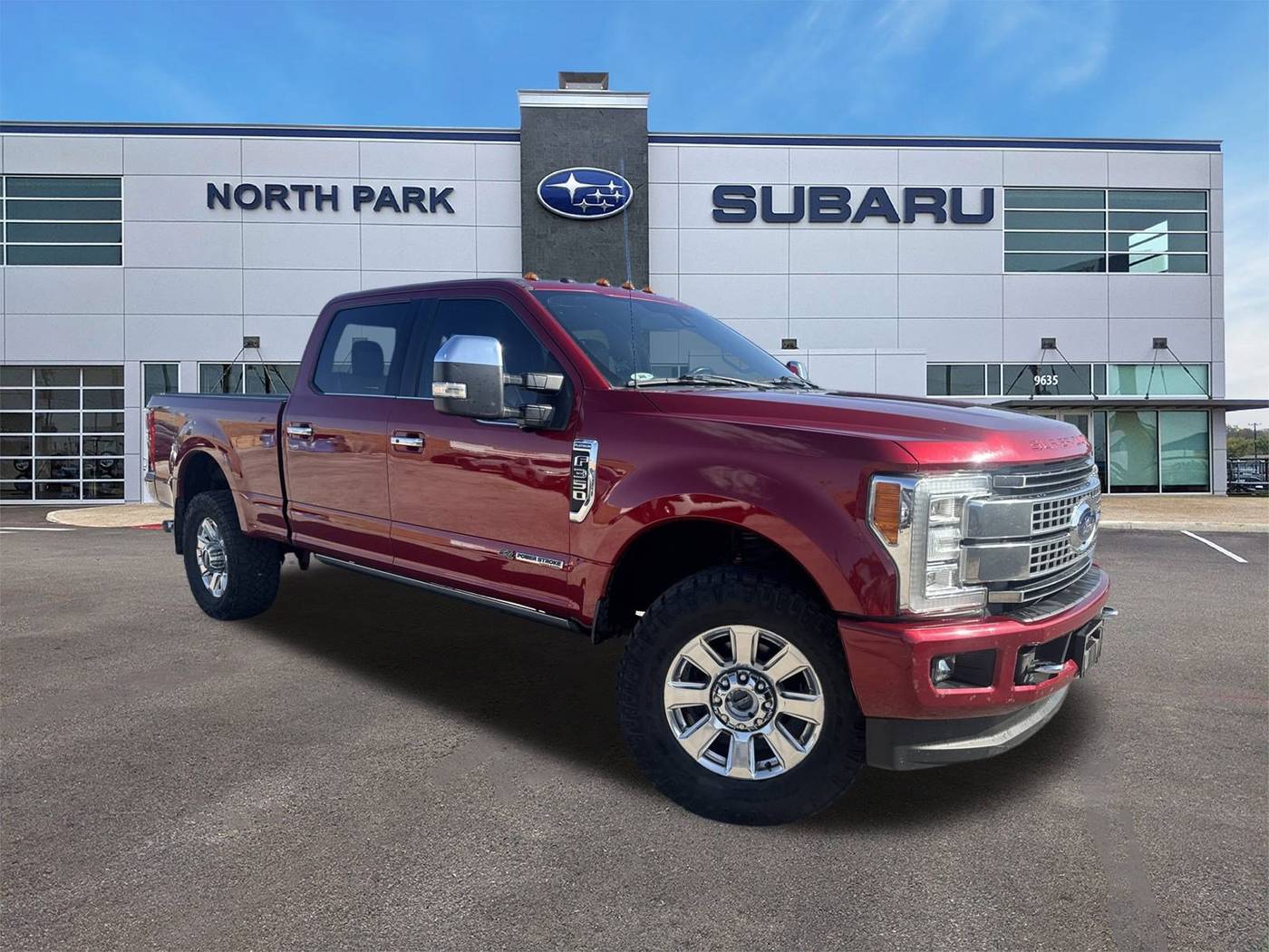 2017 Ford Super Duty F-350 Platinum — Pickup Truck — 146,925 mi — San Antonio, TX