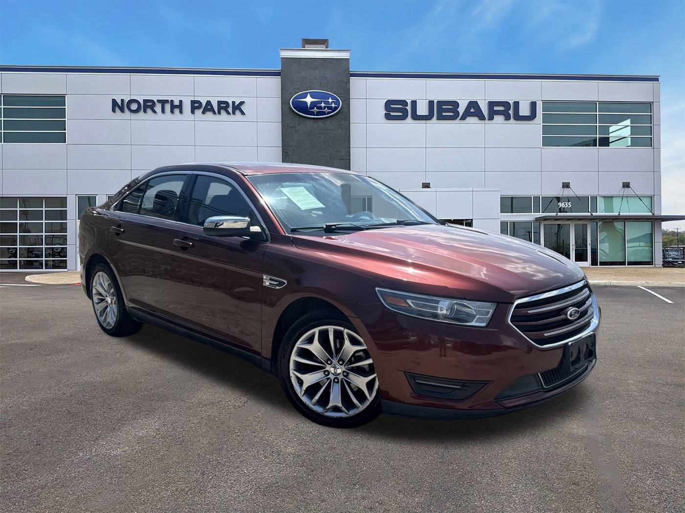 2015 Ford Taurus Limited — Sedan — 153,943 mi — San Antonio, TX