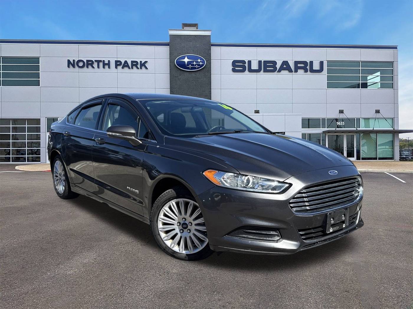 2016 Ford Fusion Hybrid SE — Sedan — 44,074 mi — San Antonio, TX