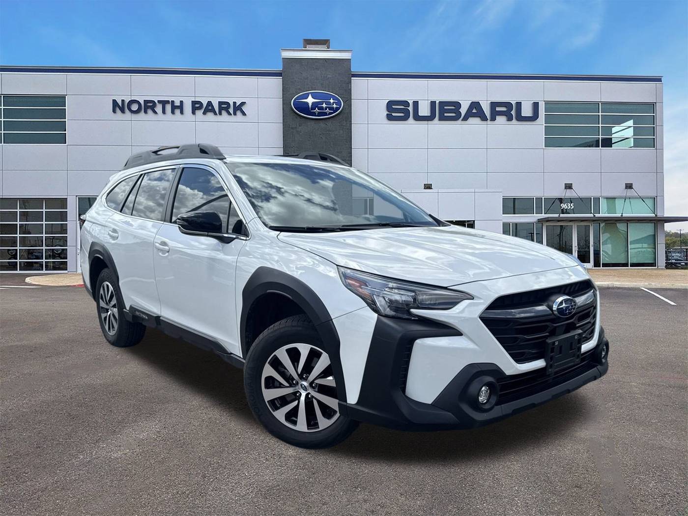 2024 Subaru Outback Premium — SUV — 10,878 mi — San Antonio, TX