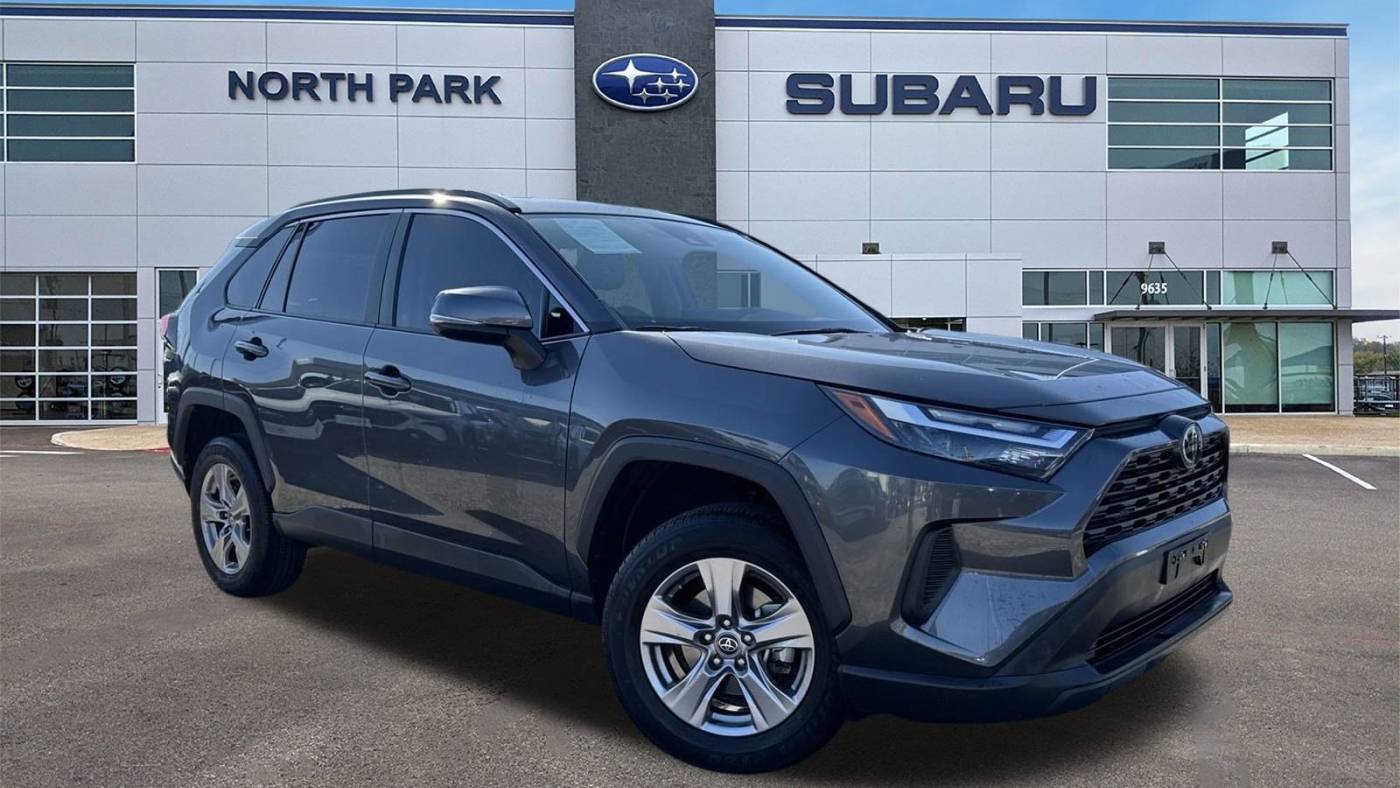 2022 Toyota RAV4 XLE — SUV — 24,564 mi — San Antonio, TX