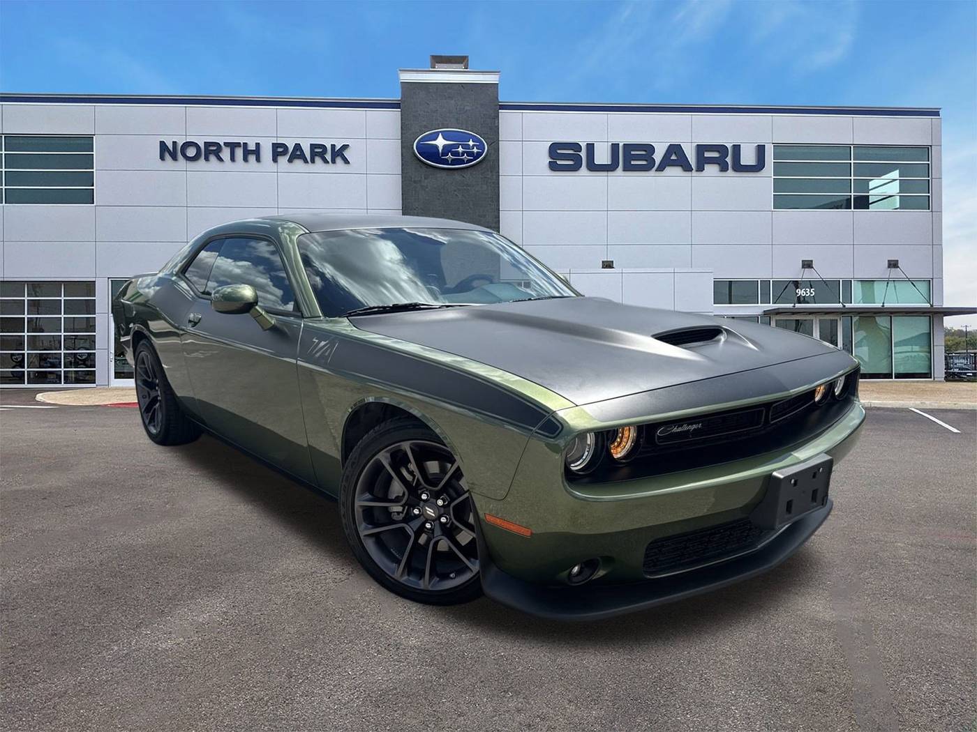 2022 Dodge Challenger R/T — Coupe — 12,528 mi — San Antonio, TX