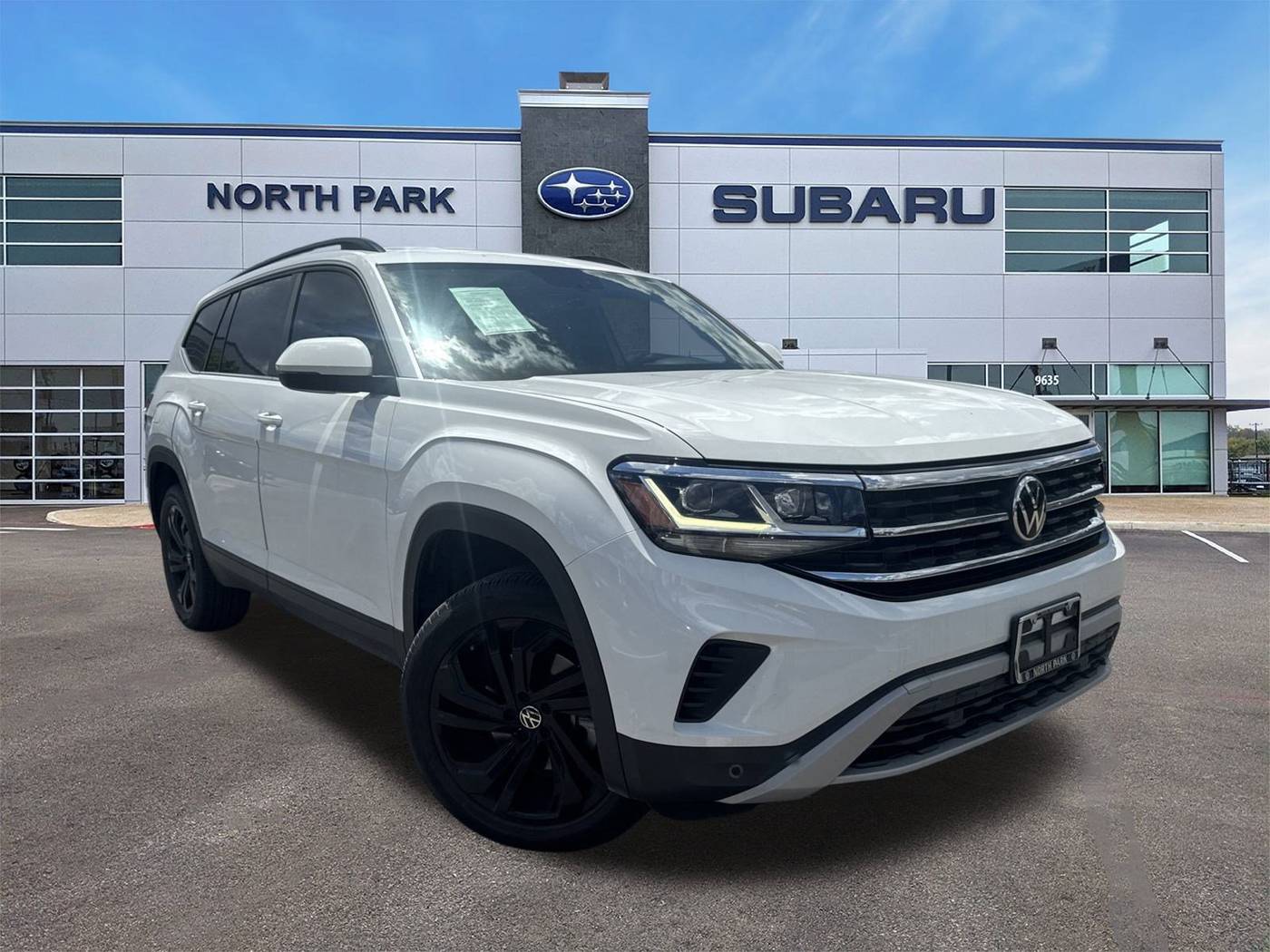 2022 Volkswagen Atlas SE with Technology — SUV — 47,695 mi — San Antonio, TX