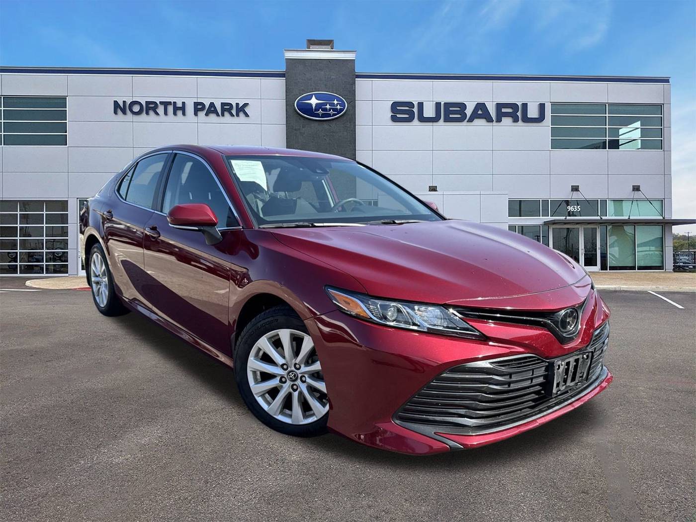 2020 Toyota Camry LE — Sedan — 28,760 mi — San Antonio, TX