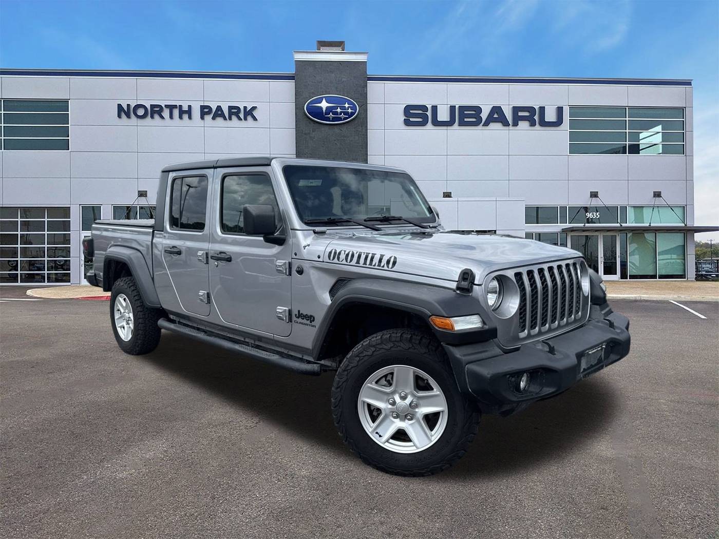 2020 Jeep Gladiator Sport S — Pickup Truck — 83,514 mi — San Antonio, TX