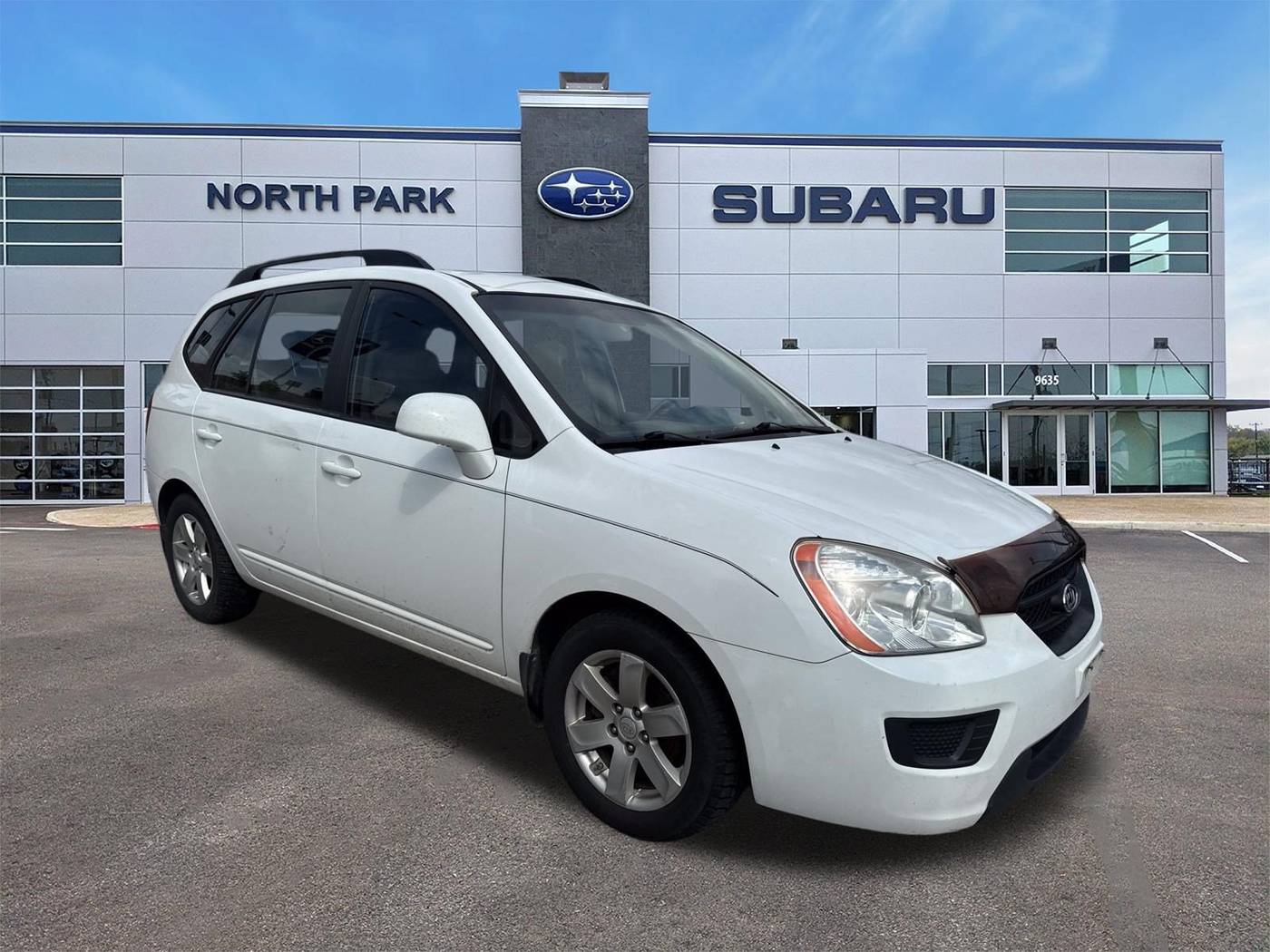 2009 Kia Rondo LX