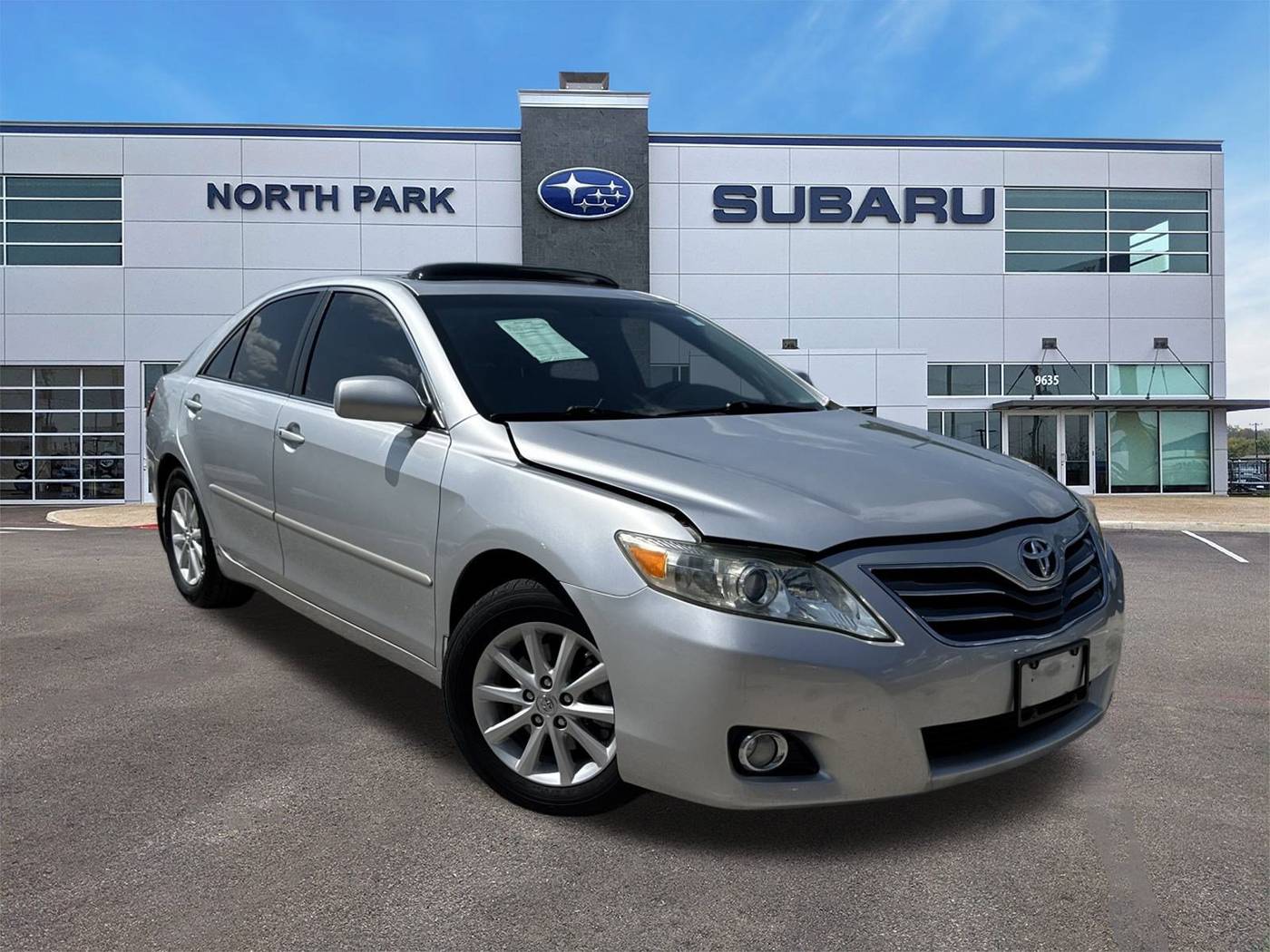 2010 Toyota Camry XLE V6 — Sedan — 147,217 mi — San Antonio, TX