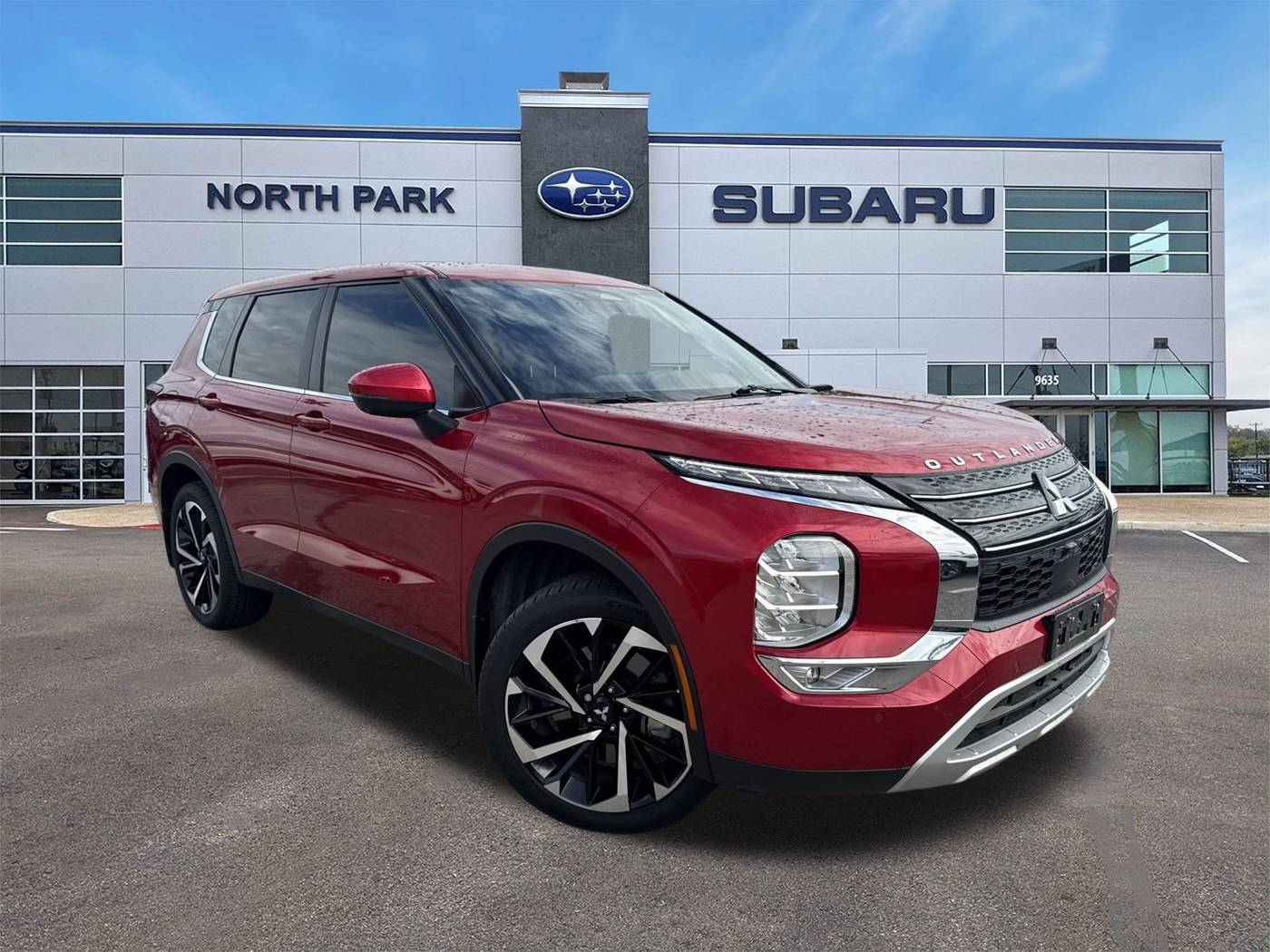 2023 Mitsubishi Outlander SE — SUV — 53,142 mi — San Antonio, TX