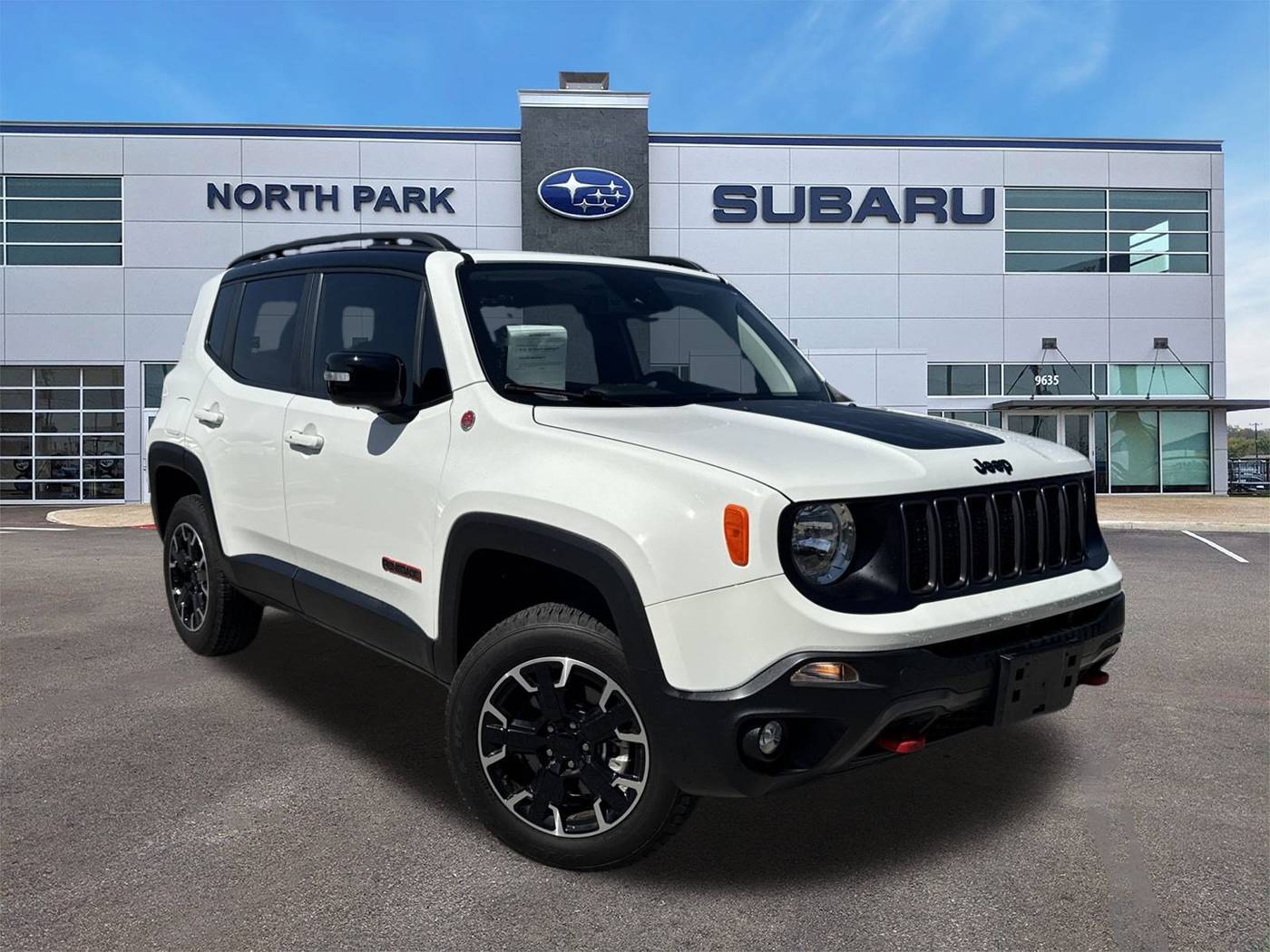 2023 Jeep Renegade Trailhawk — SUV — 10,471 mi — San Antonio, TX