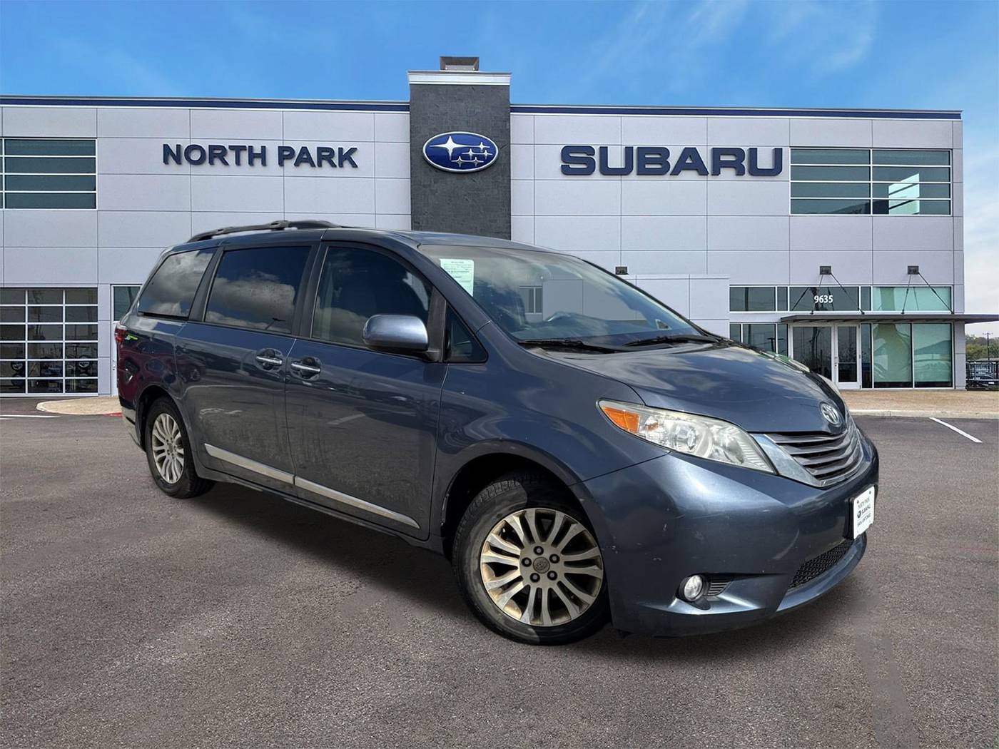 2017 Toyota Sienna XLE — Minivan — 59,249 mi — San Antonio, TX