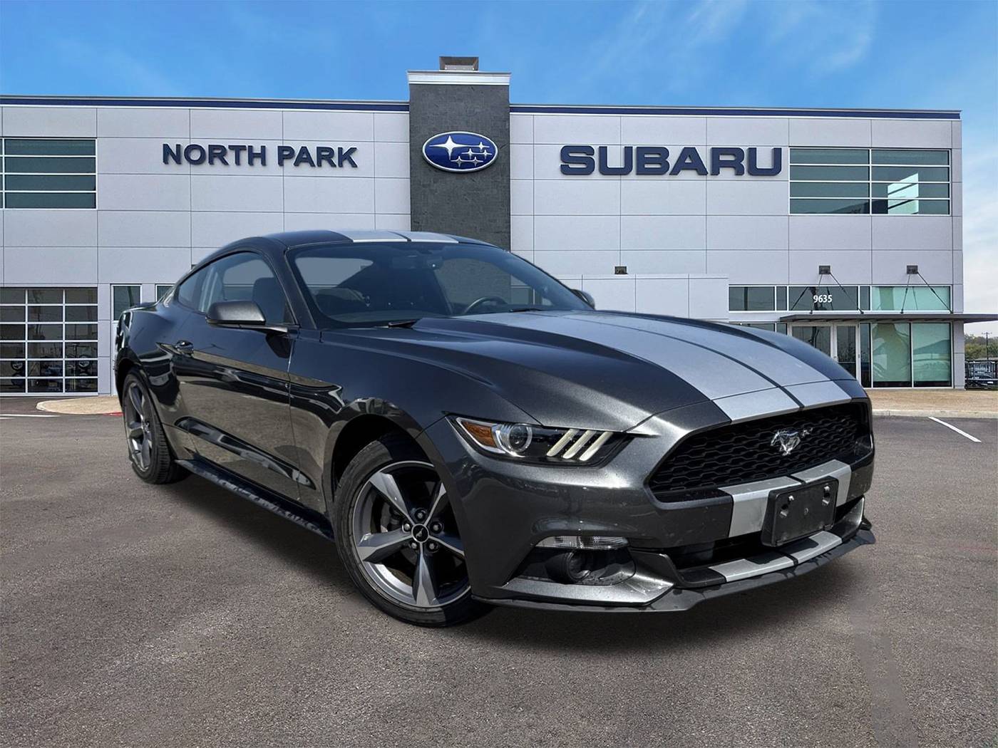 2015 Ford Mustang V6 — Coupe — 11,406 mi — San Antonio, TX