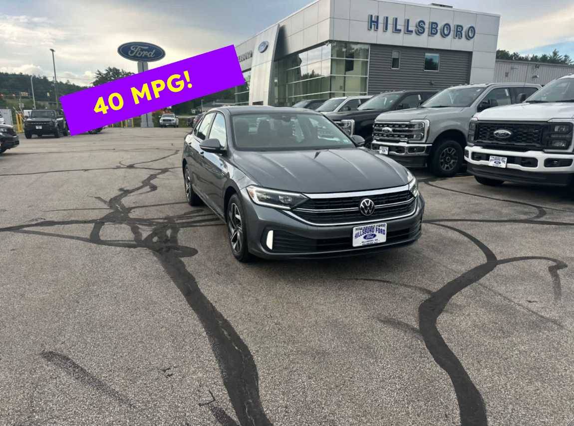 2024 Volkswagen Jetta SEL — Sedan — 19,771 mi — Hillsboro, NH