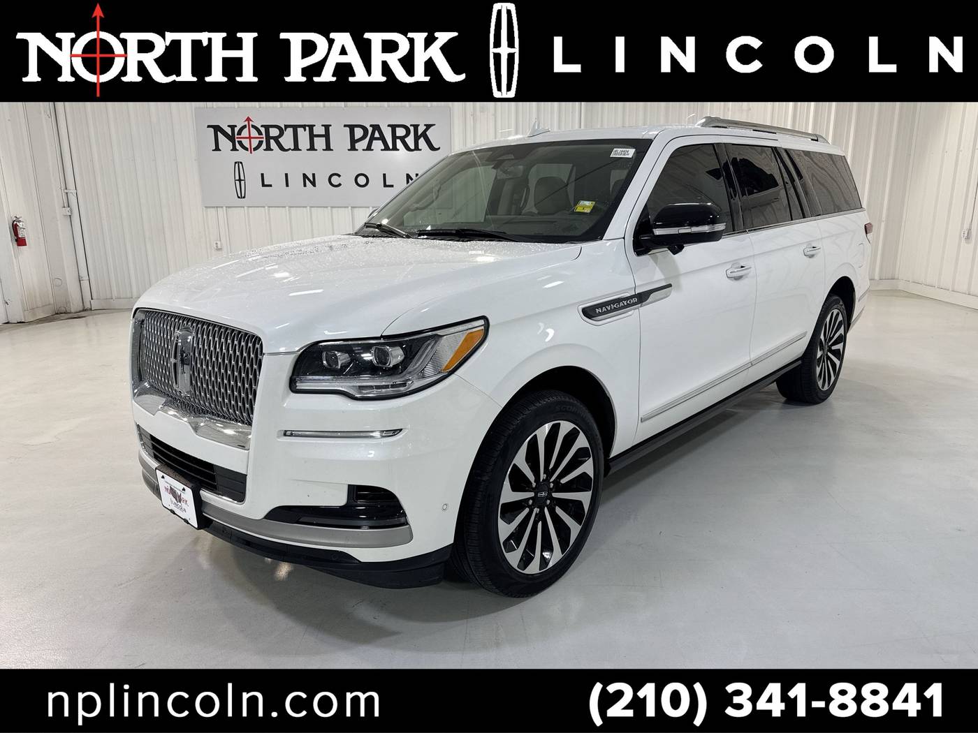 2023 Lincoln Navigator Reserve — SUV — 23,841 mi — San Antonio, TX