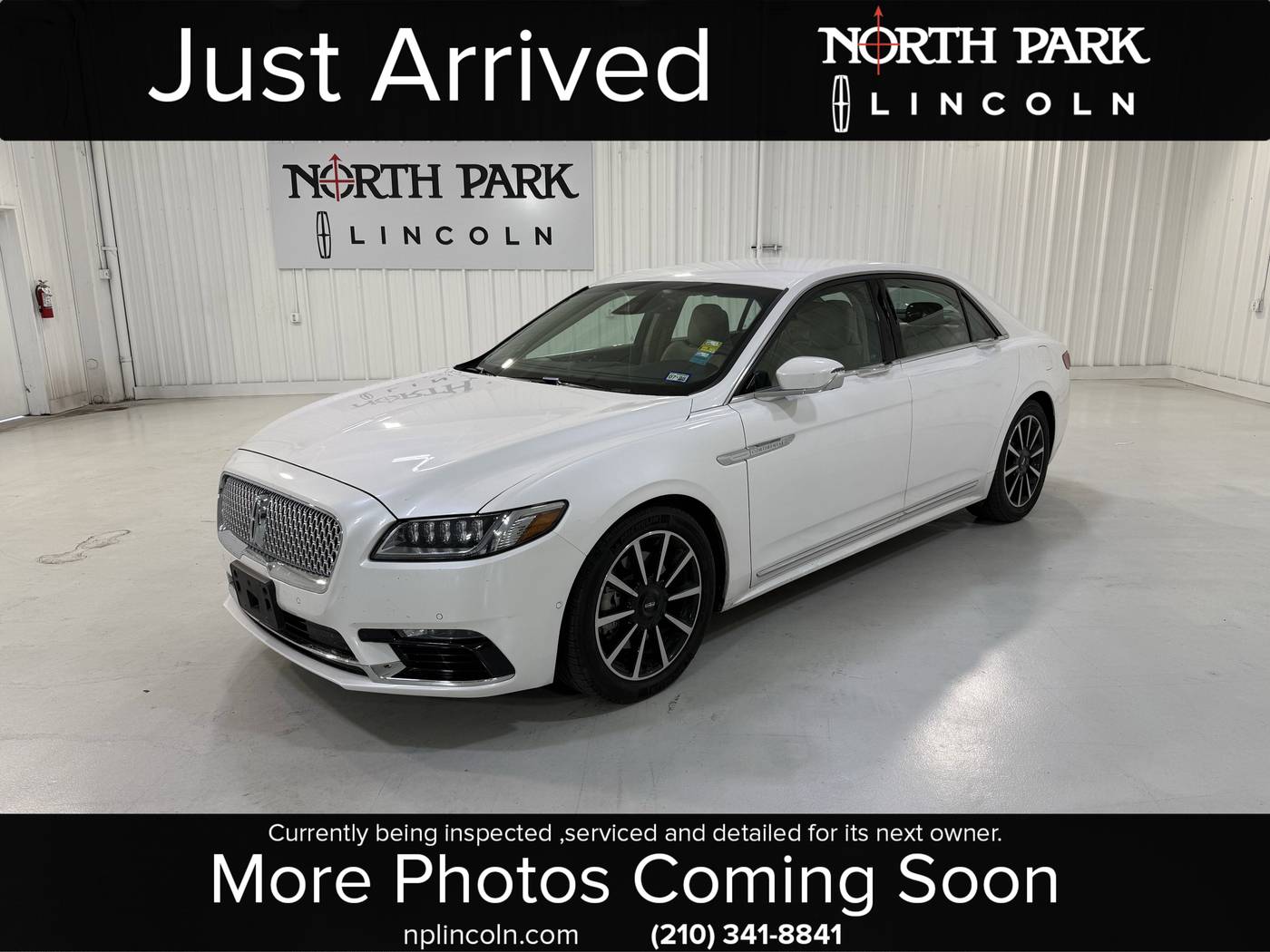 2017 Lincoln Continental Reserve — Sedan — 16,843 mi — San Antonio, TX