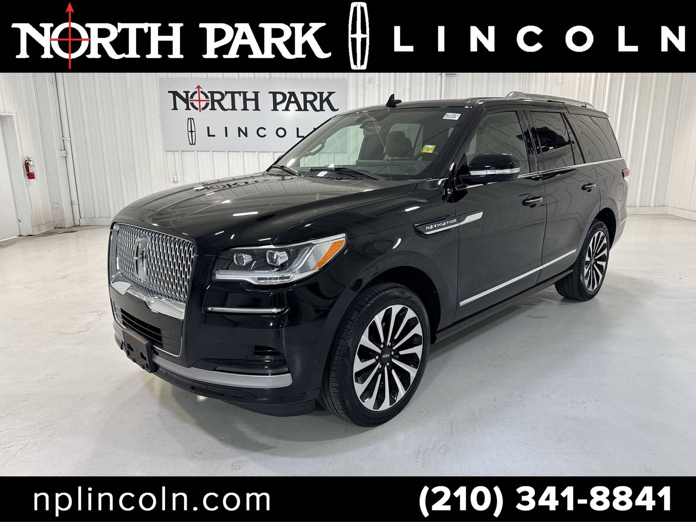 2022 Lincoln Navigator Reserve — SUV — 17,969 mi — San Antonio, TX