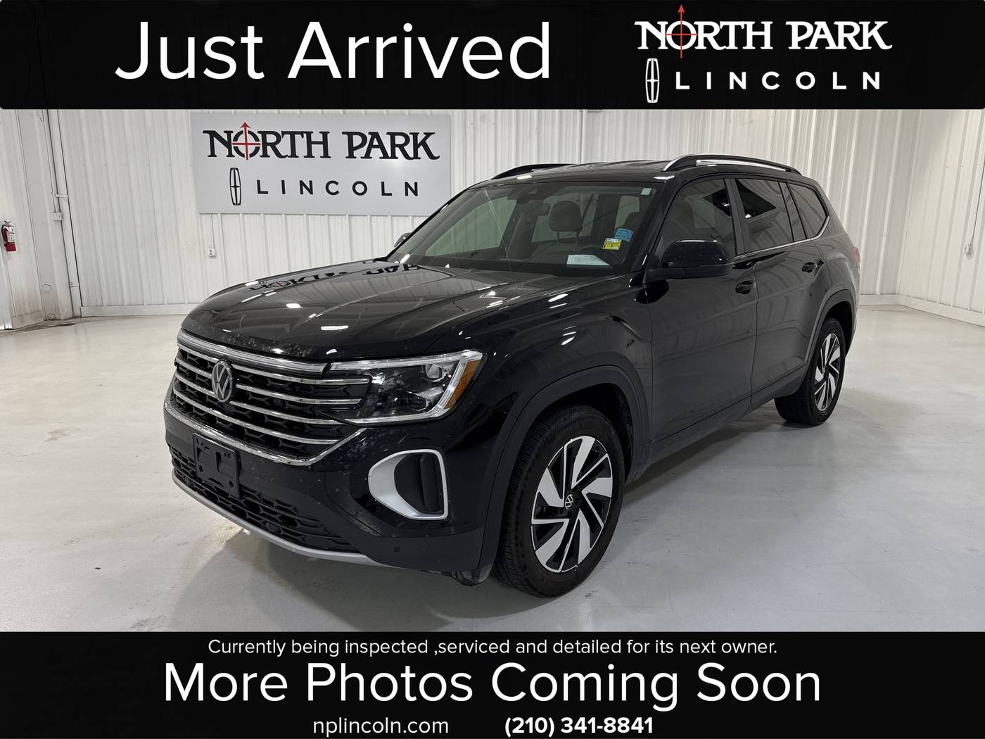 2024 Volkswagen Atlas SE with Technology — SUV — 13,095 mi — San Antonio, TX