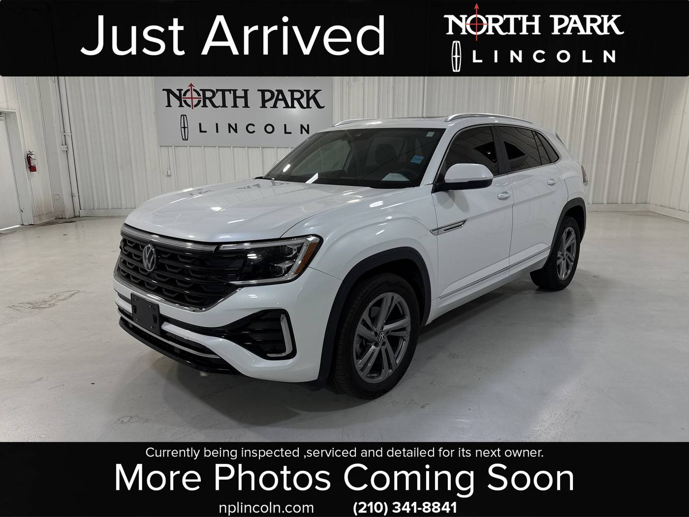 2024 Volkswagen Atlas Cross Sport SEL R-Line — SUV — 27,620 mi — San Antonio, TX