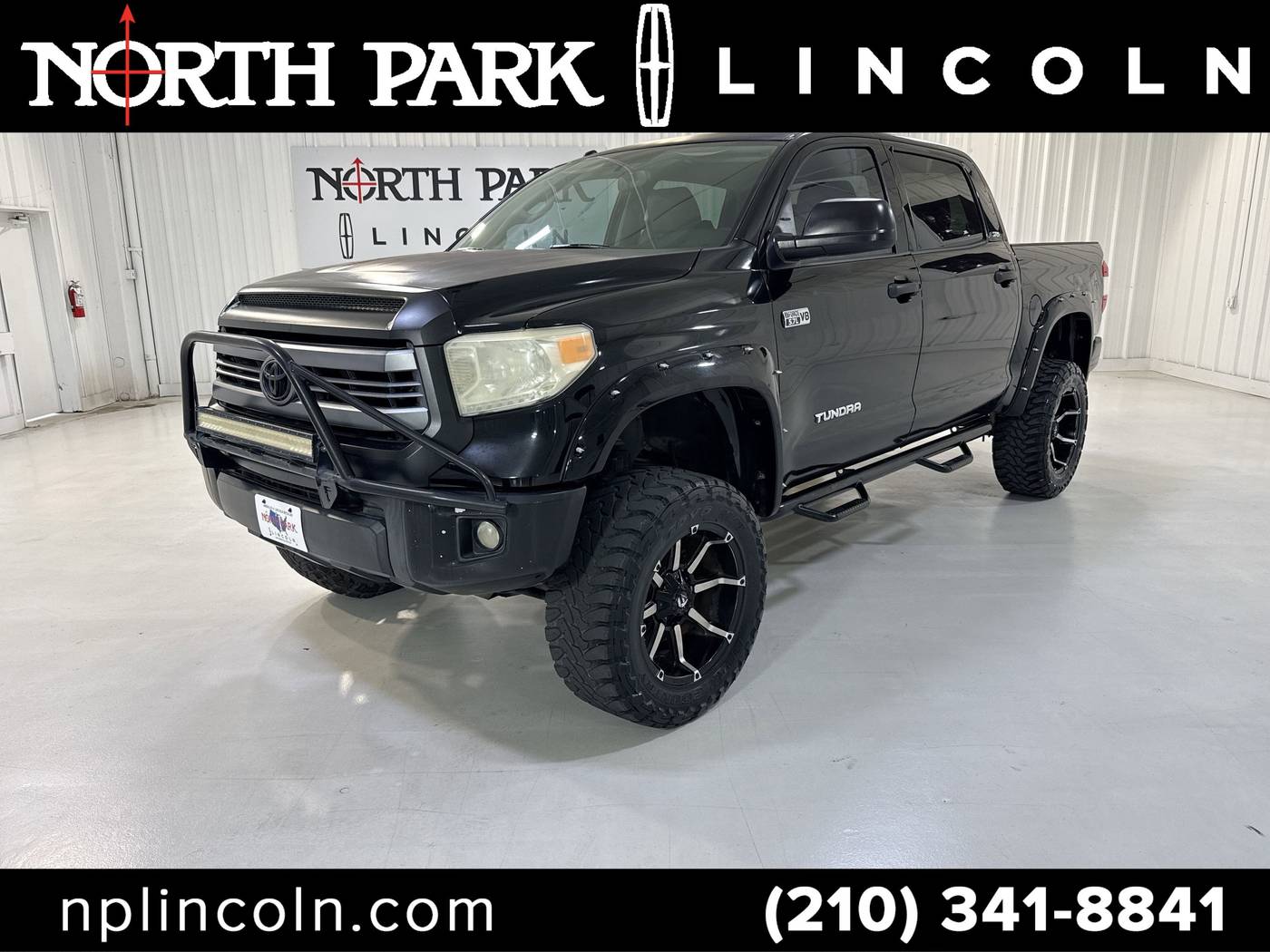 2014 Toyota Tundra SR5 — Pickup Truck — 60,099 mi — San Antonio, TX